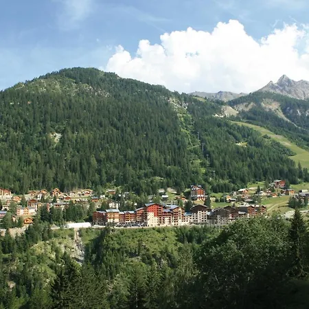Hotel Club Adonis Valfrejus By Olydea Modane
