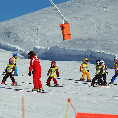 Club Adonis Valfrejus By Olydea