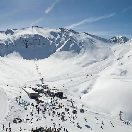 Club Adonis Valfrejus By Olydea Hotel 3*